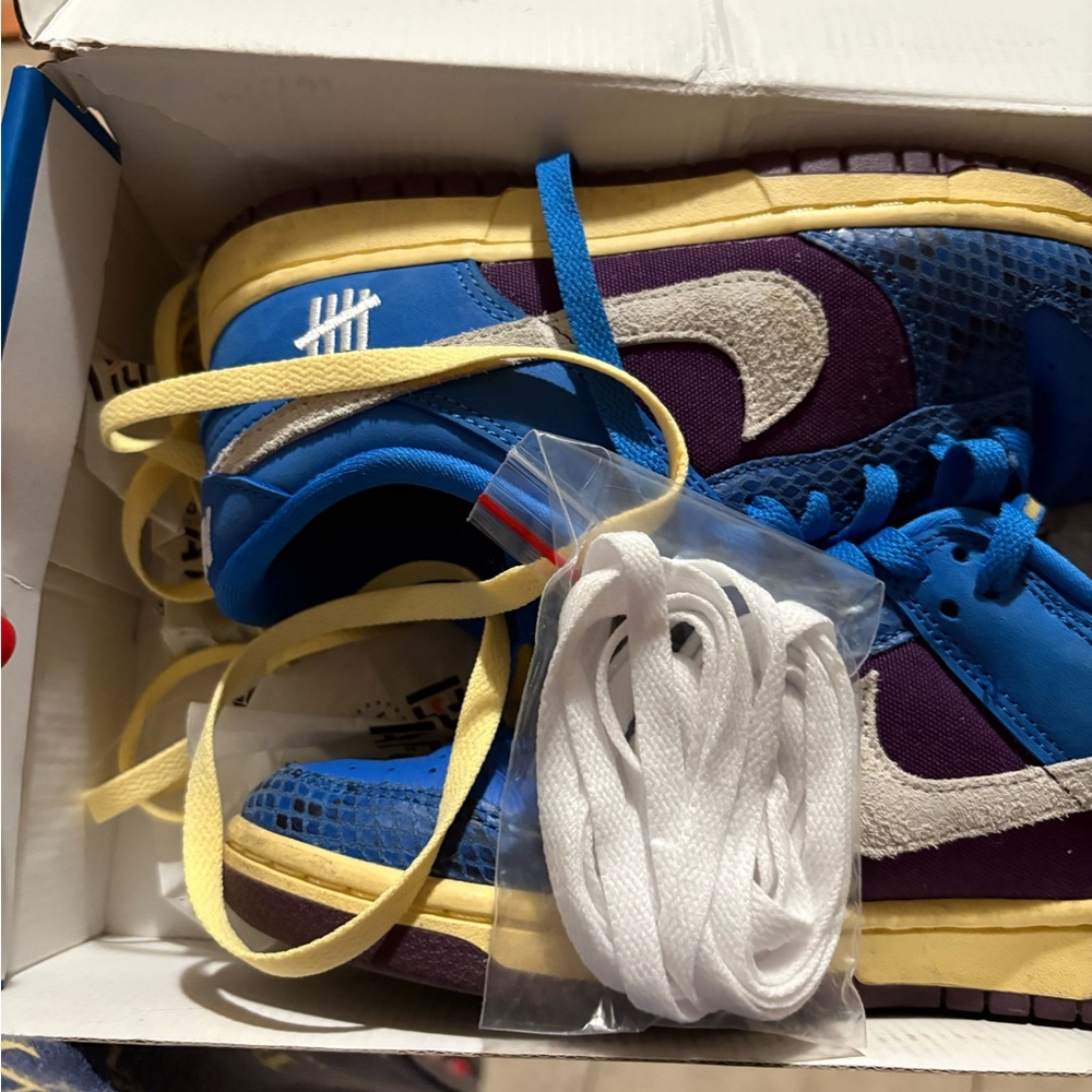 Nike Dunk Low Undefeated Sneakers size 7Y